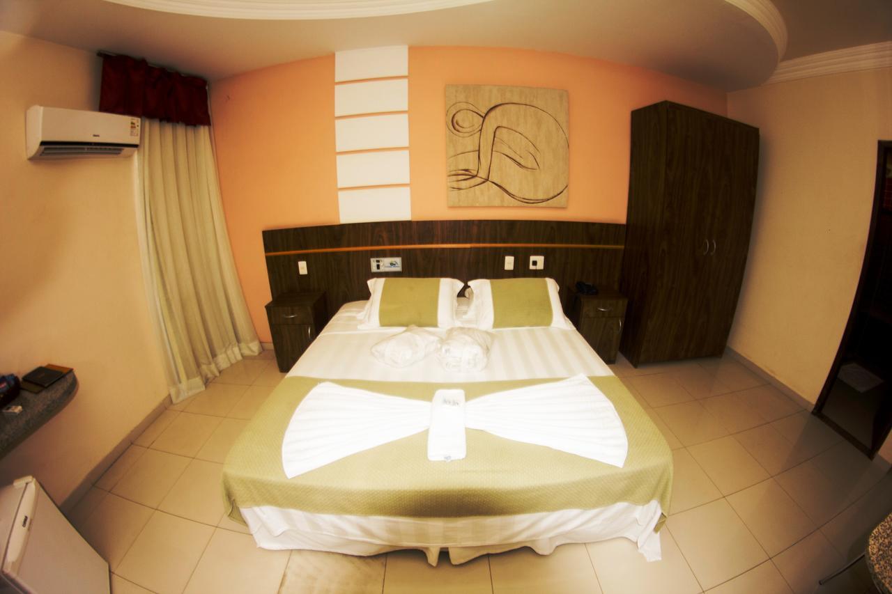 Gv Center Hotel Governador Valadares Exteriör bild