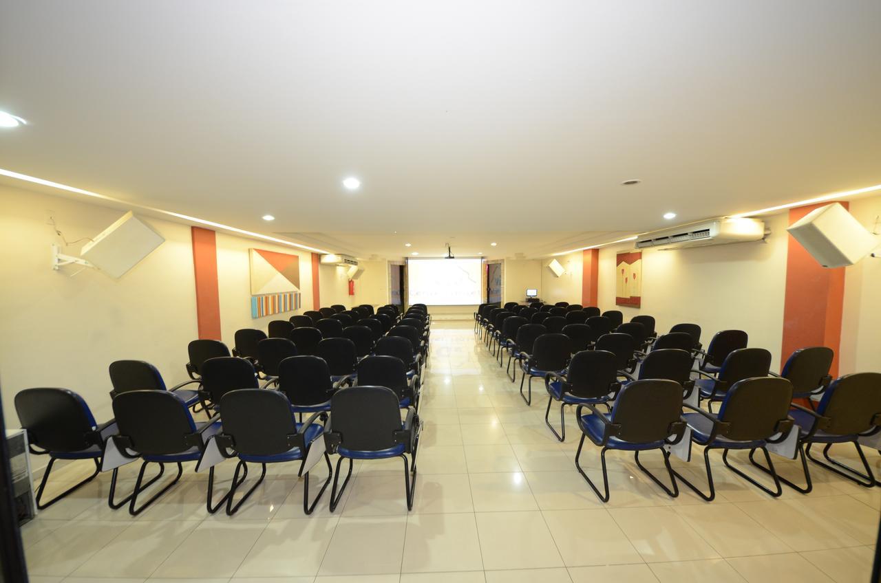 Gv Center Hotel Governador Valadares Exteriör bild